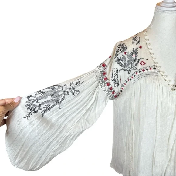 Free People White Blouse with Black and Red Embroidery - Picture 2 of 8